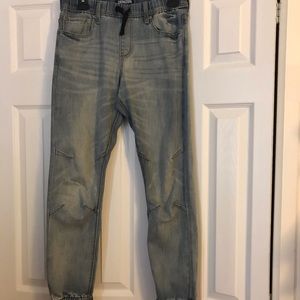 Levi's Bottoms - Boys Levi’s joggers size 16 Levi's Bottoms - Boys Levi’s joggers size 16